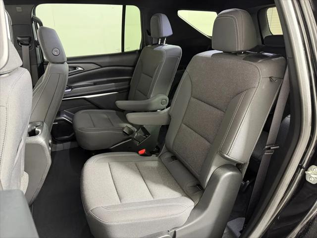 2025 Chevrolet Traverse AWD LT