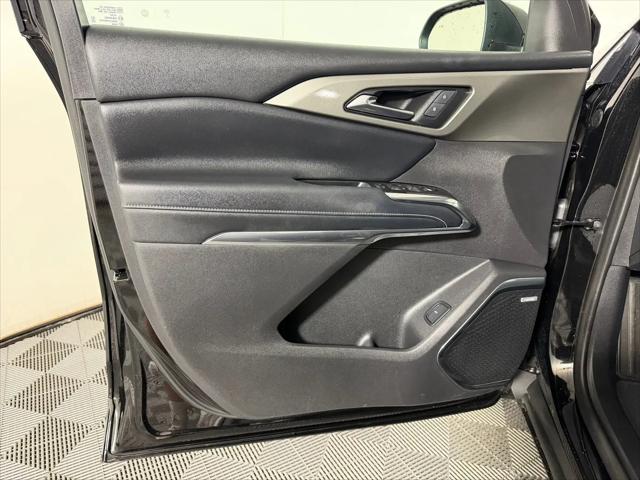 2025 Chevrolet Traverse AWD LT