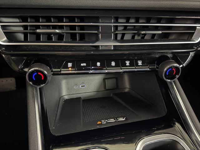 2025 Chevrolet Traverse AWD LT