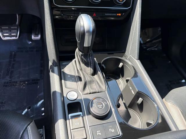 2022 Volkswagen Atlas 3.6L V6 SEL Premium R-Line