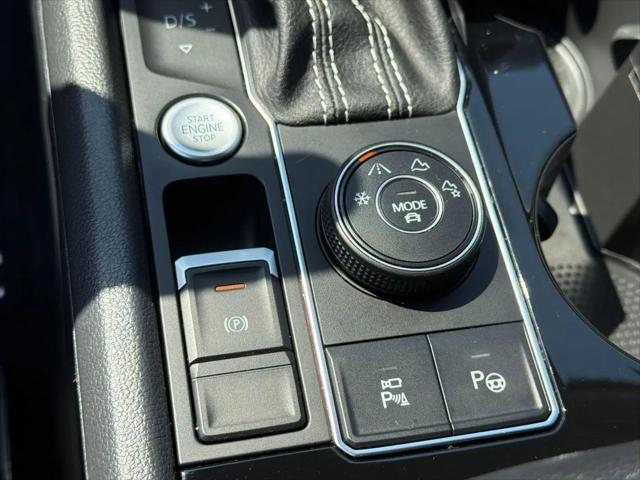 2022 Volkswagen Atlas 3.6L V6 SEL Premium R-Line