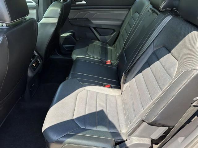 2022 Volkswagen Atlas 3.6L V6 SEL Premium R-Line