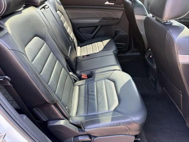 2022 Volkswagen Atlas 3.6L V6 SEL Premium R-Line