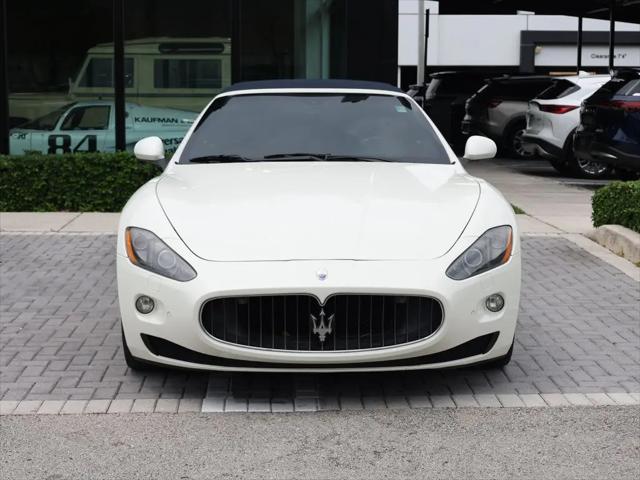 2011 Maserati GranTurismo Standard