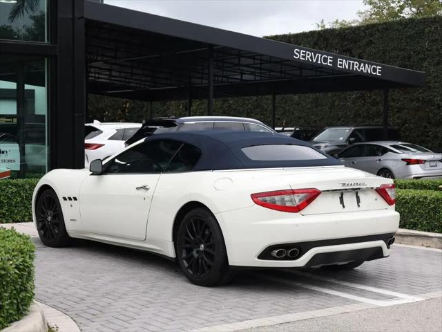 2011 Maserati GranTurismo Standard