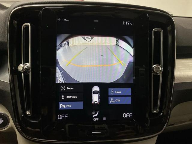 2020 Volvo XC40 T5 Momentum