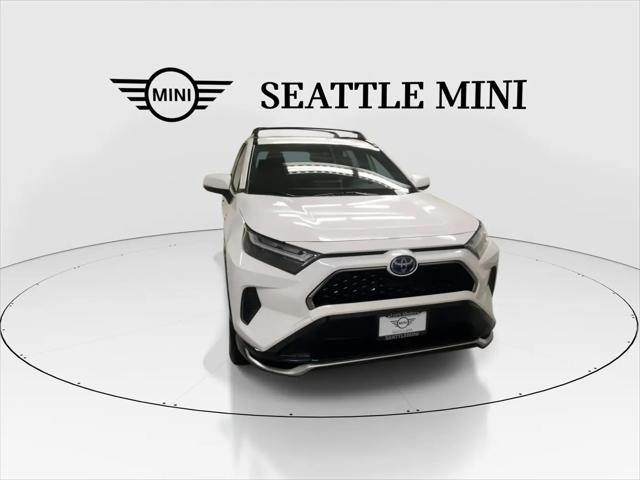 2024 Toyota RAV4 Prime SE