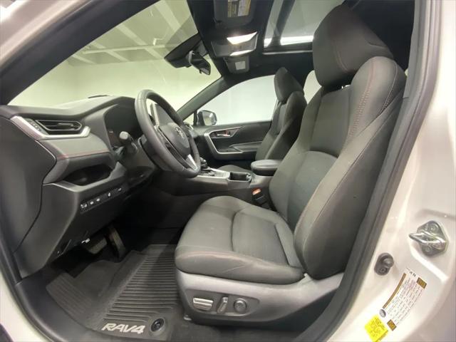 2024 Toyota RAV4 Prime SE