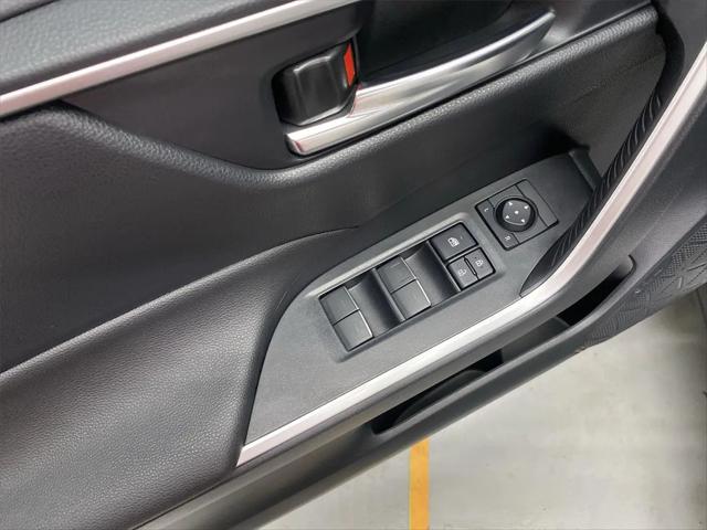 2024 Toyota RAV4 Prime SE