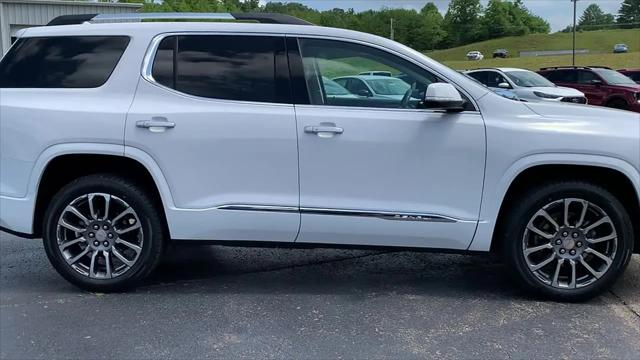 2023 GMC Acadia AWD Denali
