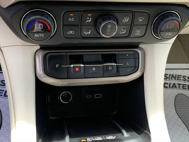 2023 GMC Acadia AWD Denali
