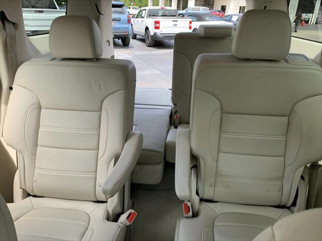 2023 GMC Acadia AWD Denali