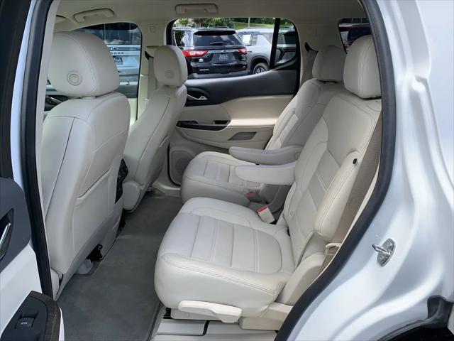 2023 GMC Acadia AWD Denali