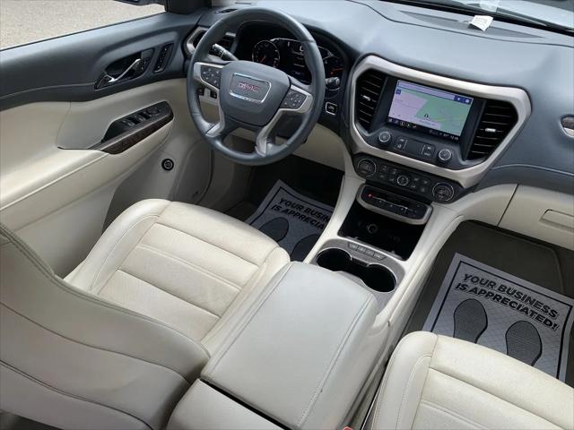 2023 GMC Acadia AWD Denali