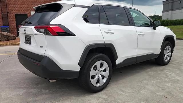 2025 Toyota RAV4 LE