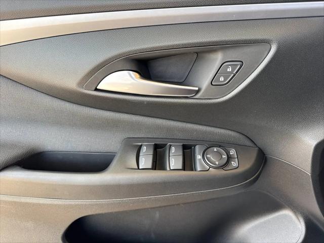 2026 Buick NV Preferred FWD
