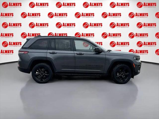 2022 Jeep Grand Cherokee Altitude 4x4