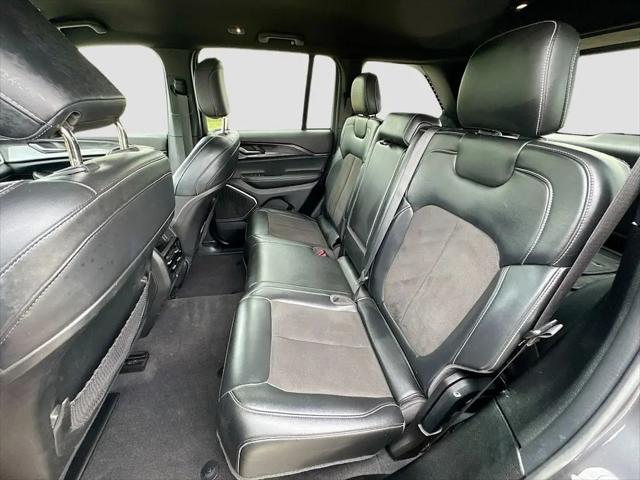 2022 Jeep Grand Cherokee Altitude 4x4