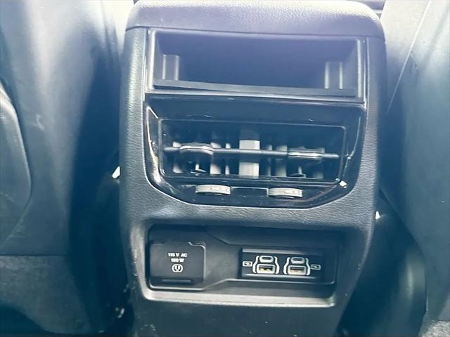 2022 Jeep Grand Cherokee Altitude 4x4