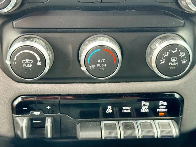 2022 Ram 1500 Big Horn Crew Cab 4x4 6'4" Box