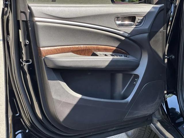 2017 Acura MDX w/Technology Package