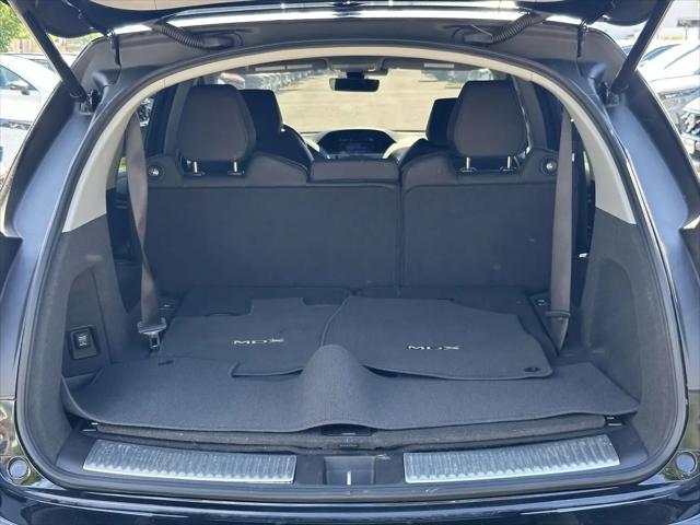 2017 Acura MDX w/Technology Package