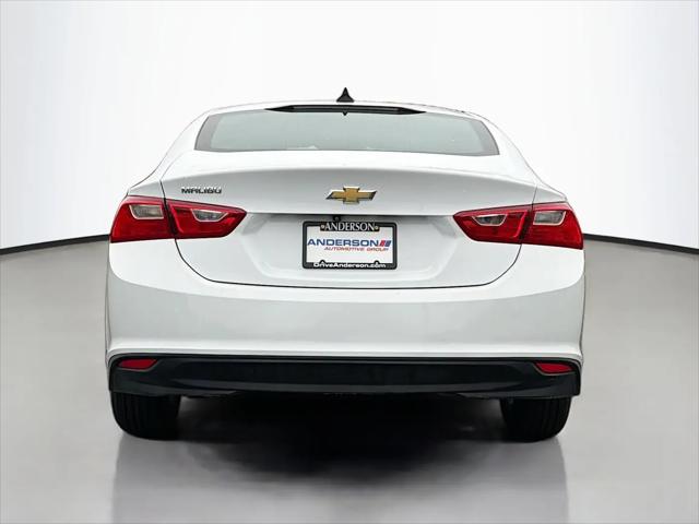 2023 Chevrolet Malibu FWD 1FL