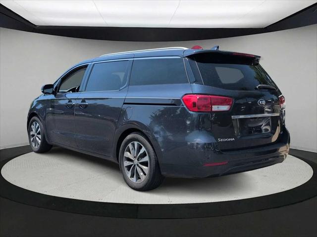 2016 Kia Sedona SX