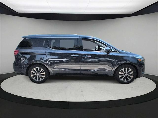 2016 Kia Sedona SX