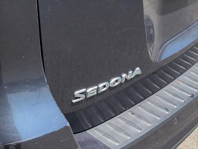 2016 Kia Sedona SX