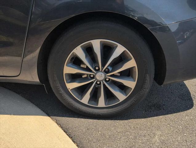 2016 Kia Sedona SX
