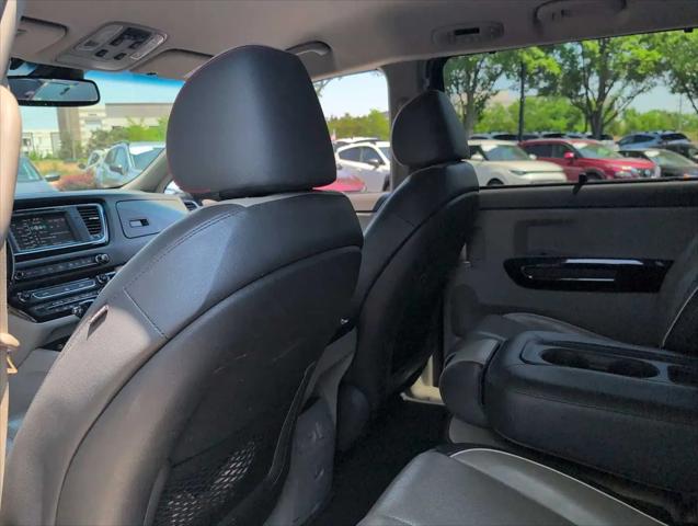 2016 Kia Sedona SX