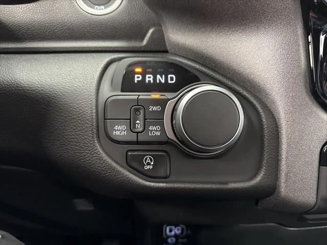 2025 Ram 1500 Tradesman Crew Cab 4x4 5'7" Box