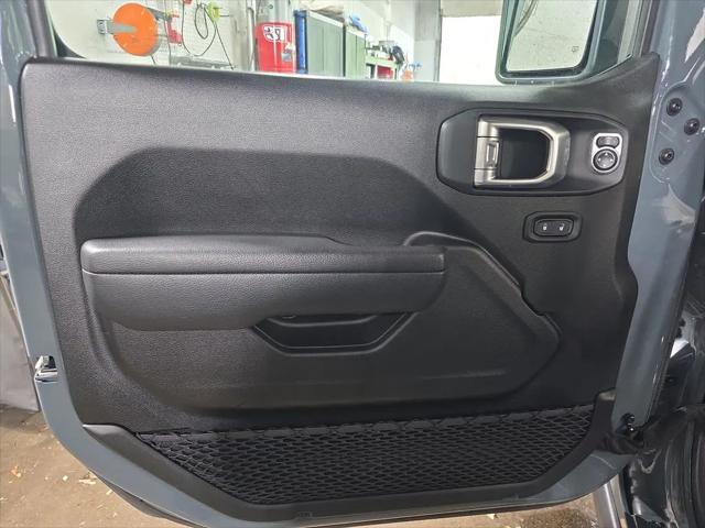 2024 Jeep Wrangler 2-Door Willys 4x4
