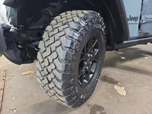 2024 Jeep Wrangler 2-Door Willys 4x4