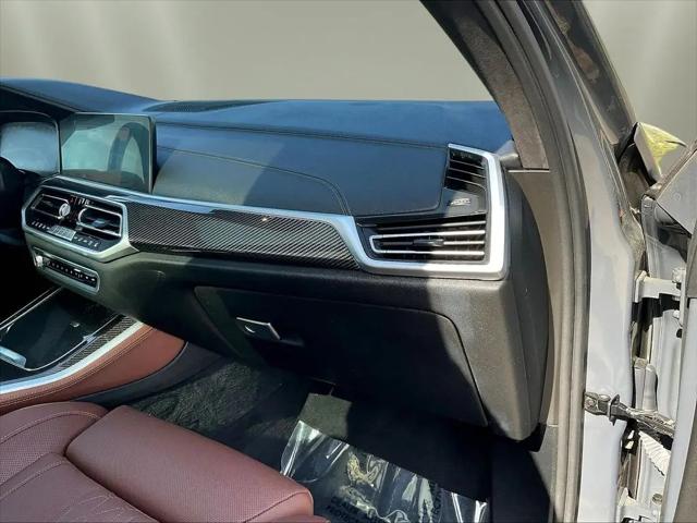 2022 BMW X5 M50i