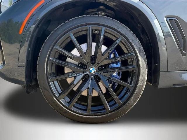 2022 BMW X5 M50i