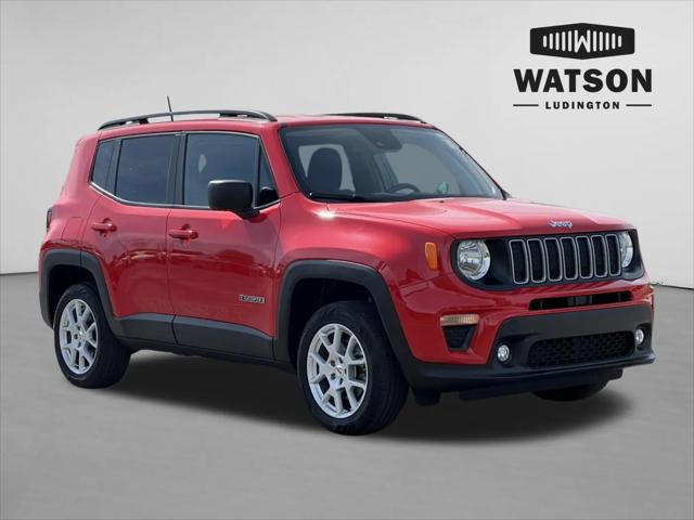 2022 Jeep Renegade Latitude 4x4 for sale in Ludington, MI