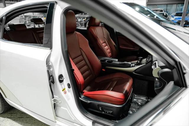 2016 Lexus IS 200t IS 200t