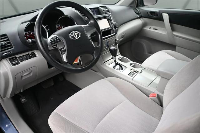 2013 Toyota Highlander Base Plus V6