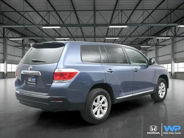 2013 Toyota Highlander Base Plus V6