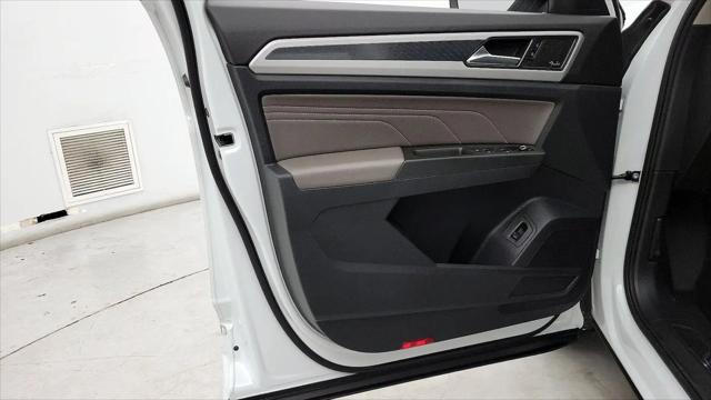 2022 Volkswagen Atlas 3.6L V6 SEL Premium R-Line