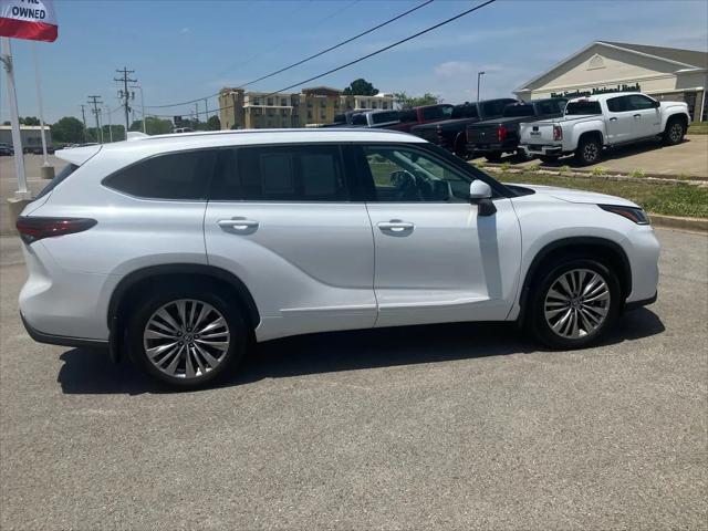 2026 Toyota Highlander Platinum