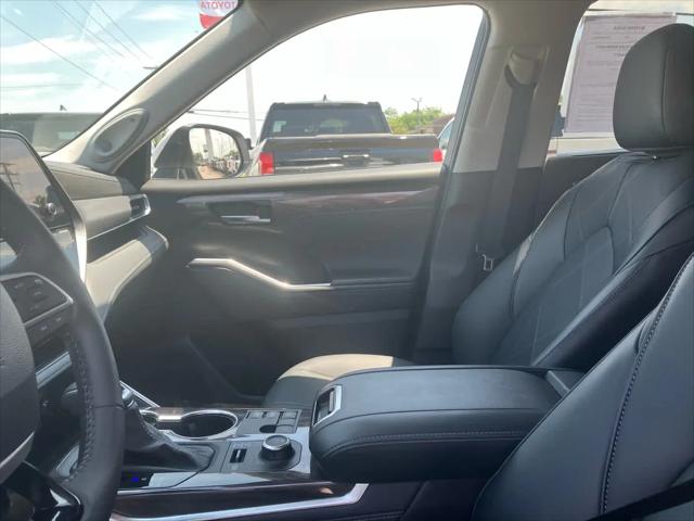 2026 Toyota Highlander Platinum