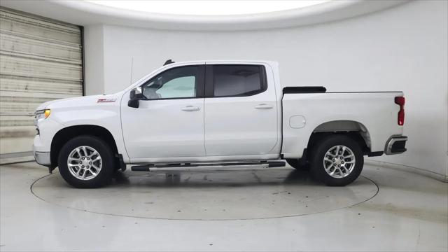 2022 Chevrolet Silverado 1500 4WD Crew Cab Standard Bed LT