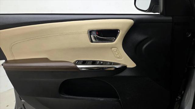 2016 Toyota Avalon XLE Premium