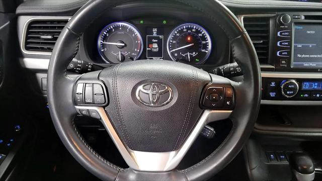 2016 Toyota Highlander Limited V6