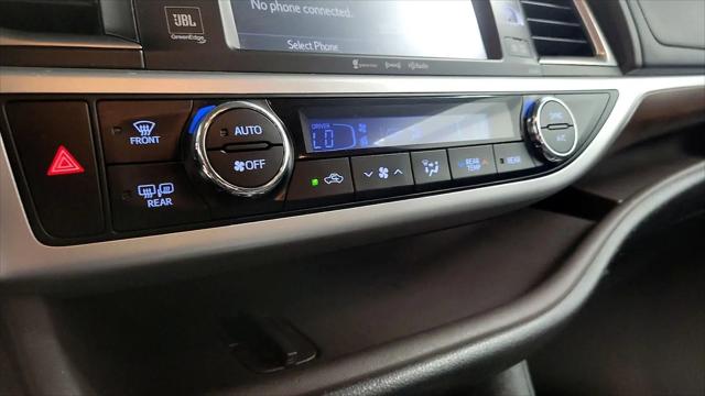 2016 Toyota Highlander Limited V6