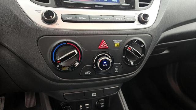 2022 Hyundai Accent SE