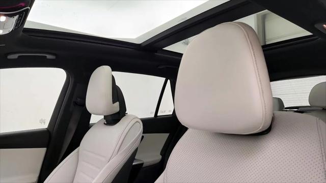 2024 Mercedes-Benz GLC SUV